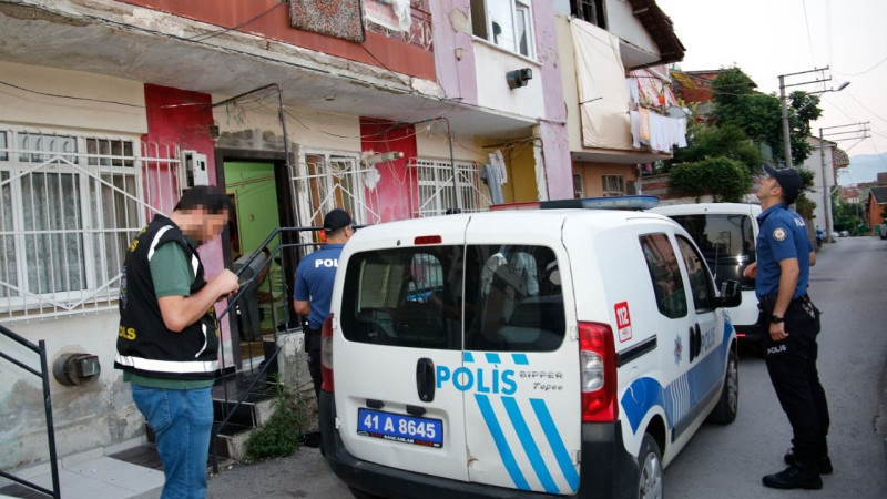 Kocaeli Polisinden  aranan şahıslar operasyon!