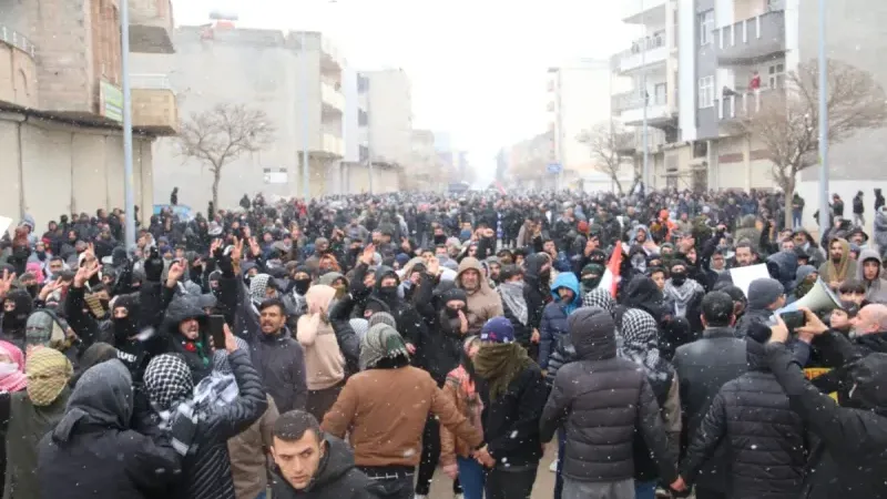 Rojava yürüyüşüne polis müdahalesi